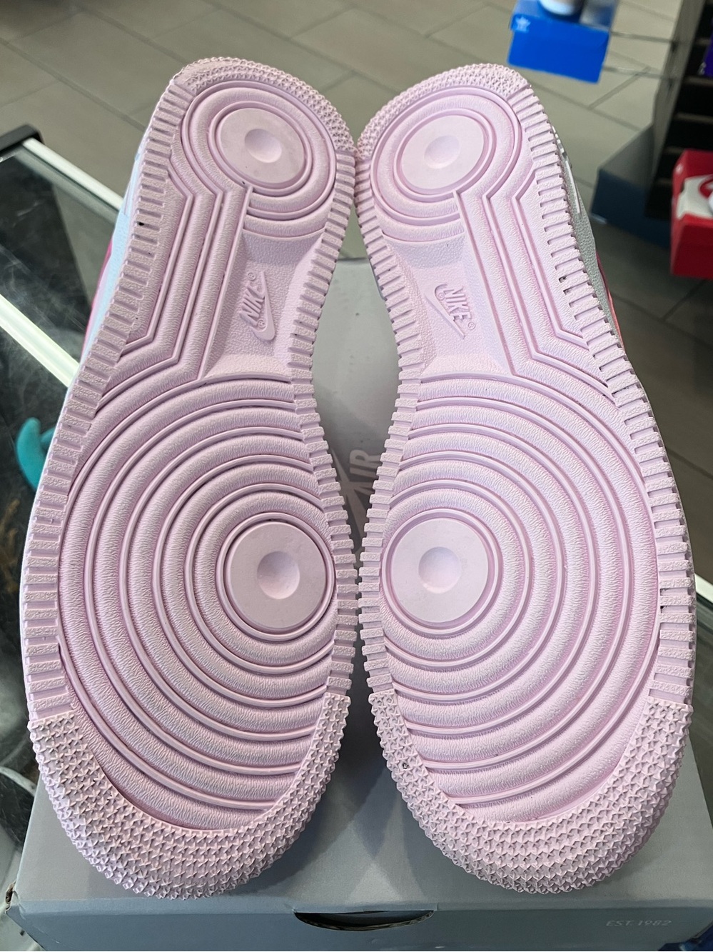 Women’s Nike Air Force 1 Low Pinksicle Pink Foam Size 8 - Picture 7 of 9